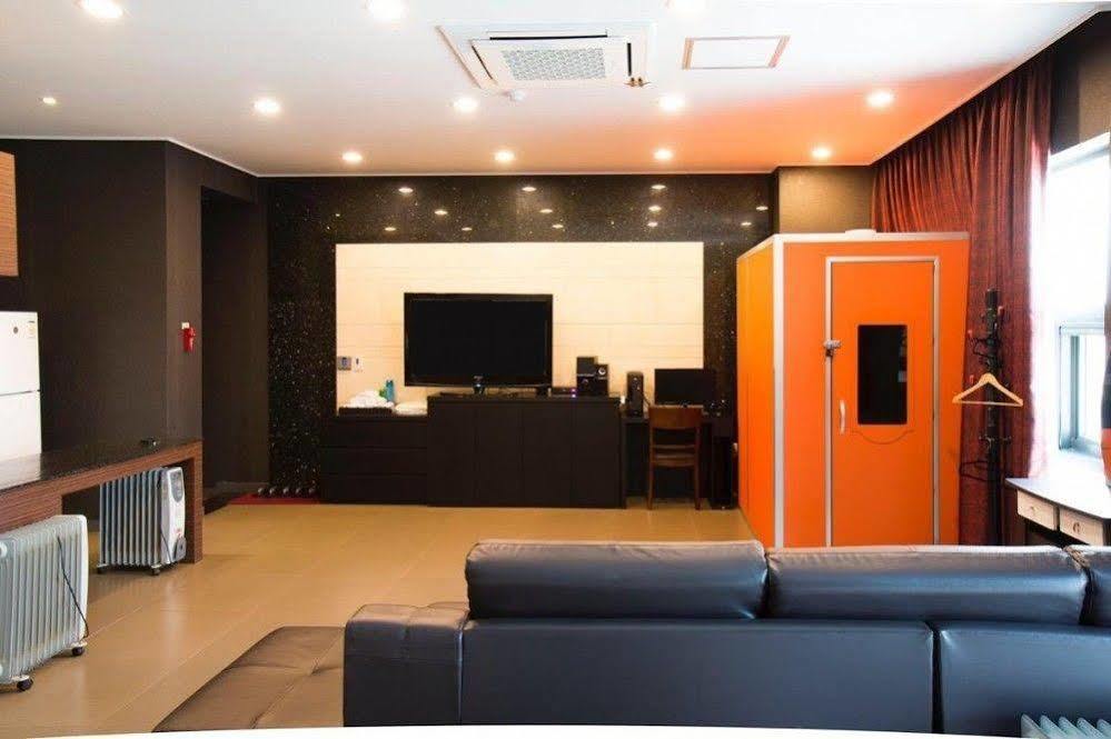 G Tourist Hotel Wolmido Ίντσεον Εξωτερικό φωτογραφία