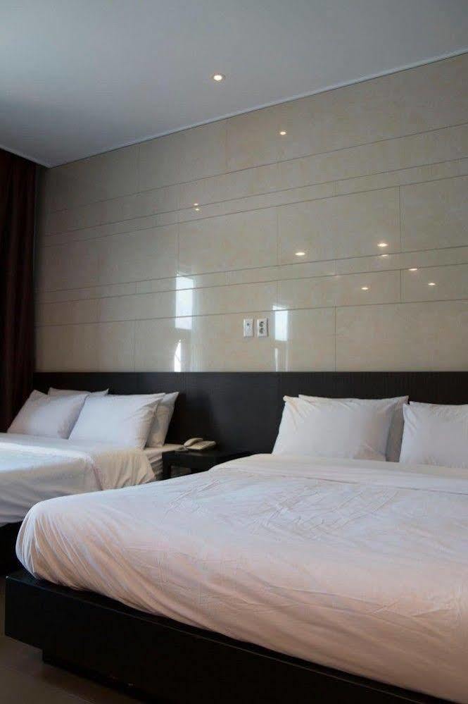 G Tourist Hotel Wolmido Ίντσεον Εξωτερικό φωτογραφία